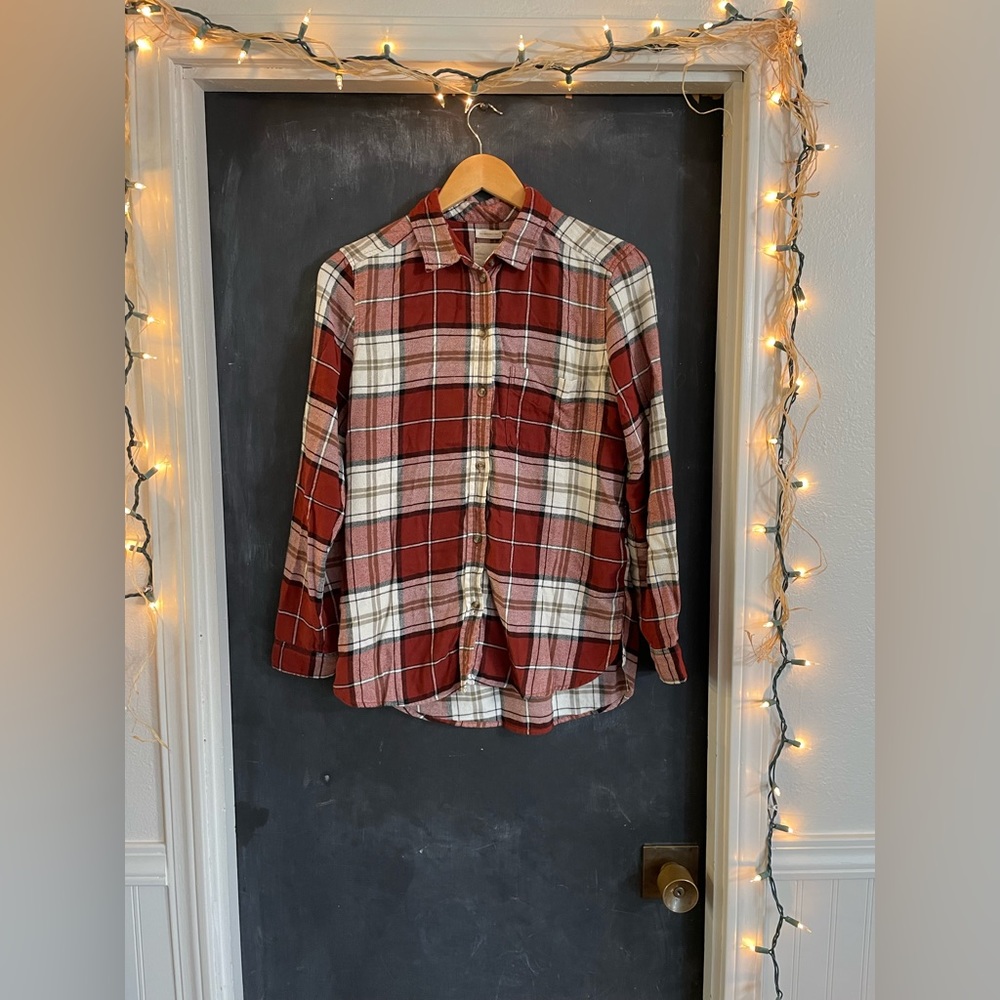 American Eagle Outfitters Button Down, Plaid, Size Small